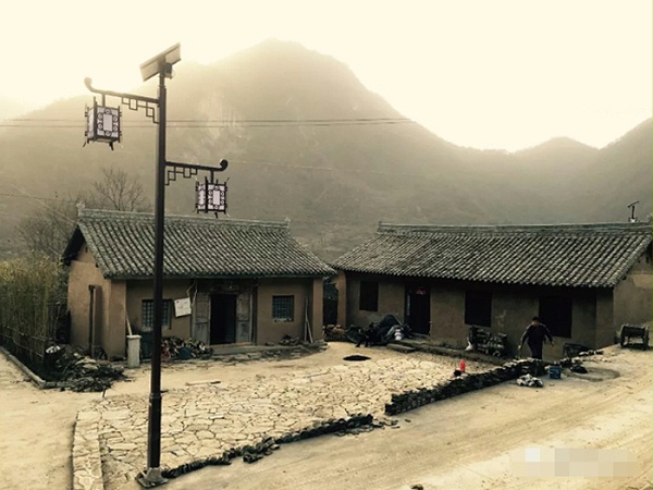 太阳能庭院灯_太阳能仿古路灯_j9九游会太阳能路灯