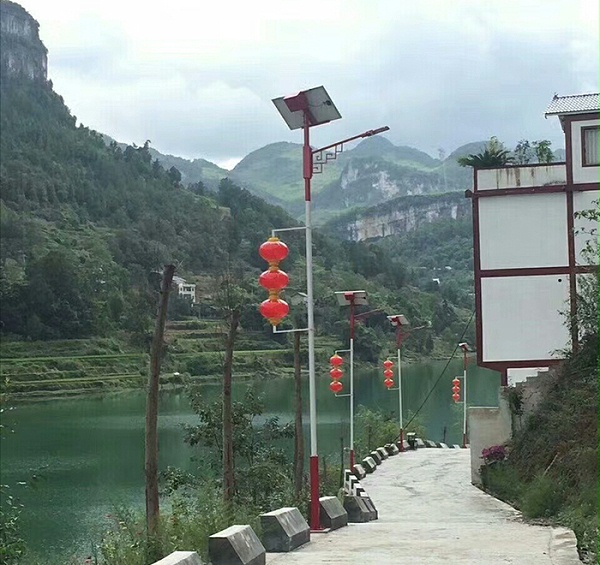 6米40W太阳能路灯 太阳能路灯价格 j9九游会太阳能灯饰有限公司
