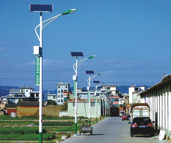 太阳能路灯 LED太阳能路灯 j9九游会太阳能路灯厂家