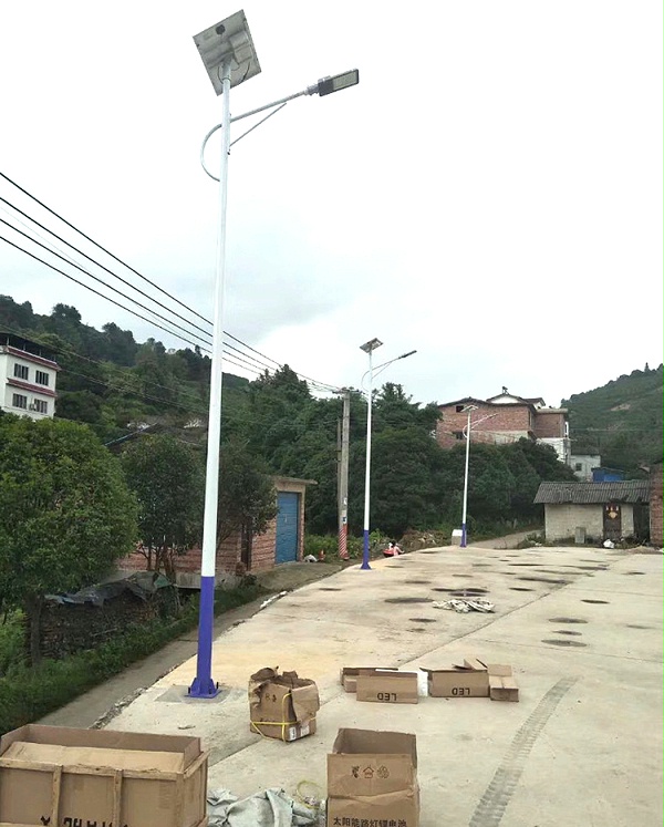 四川太阳能路灯_j9九游会太阳能路灯_太阳能路灯厂家